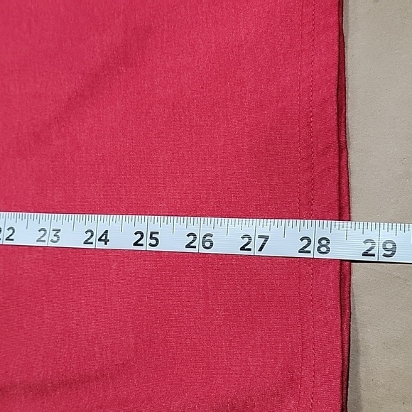 Justin Boots Size L Red "O Cactus Tree" Christmas Graphic T Shirt Exc. Used Cond - Picture 7 of 8